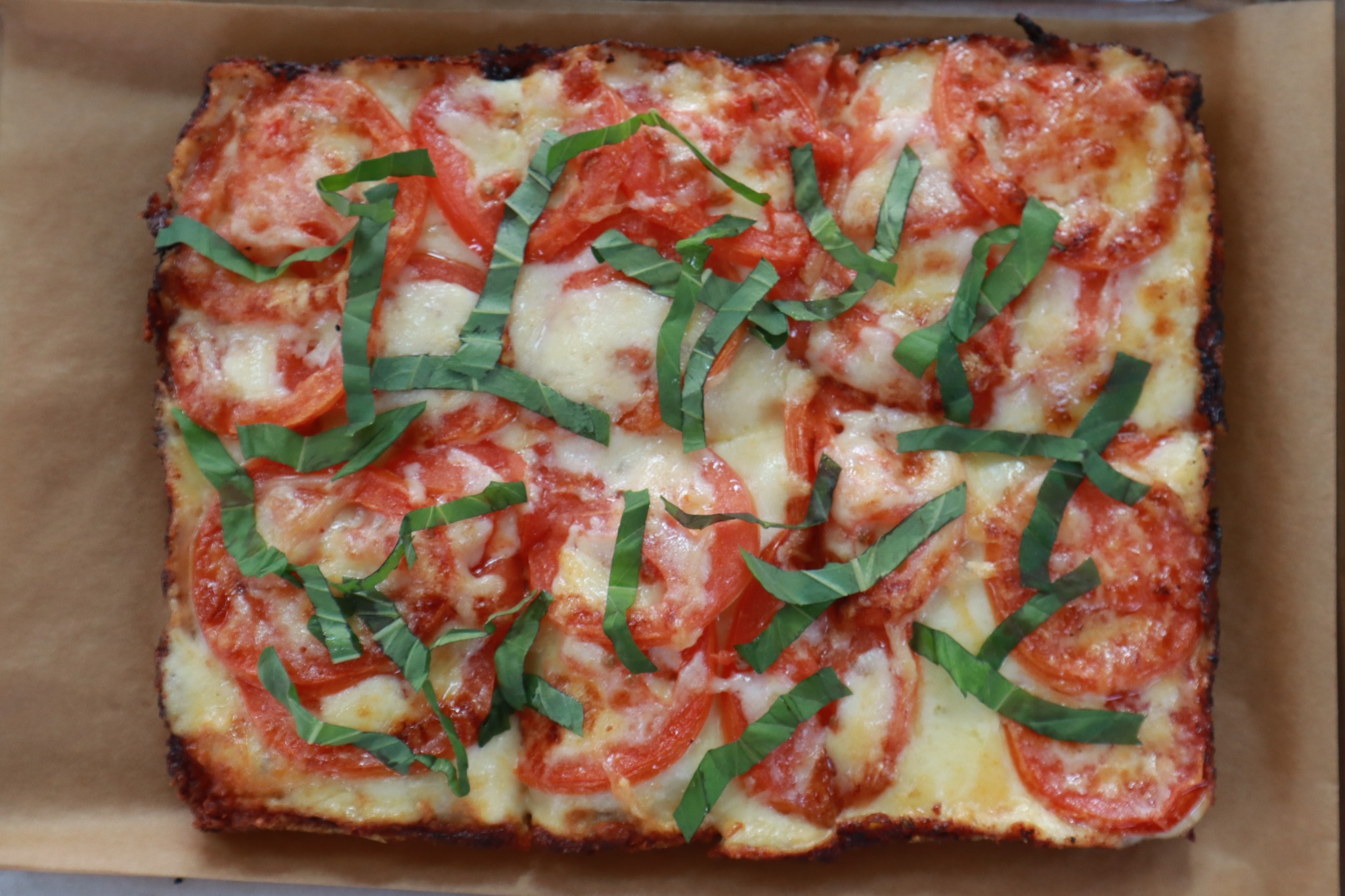 detroit margherita w cheese